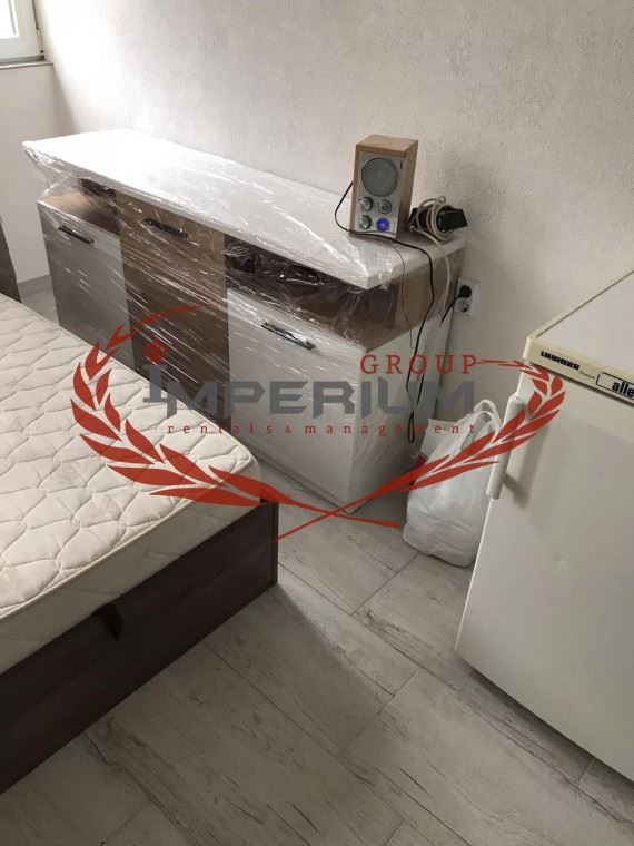 Под наем 1-СТАЕН, град Варна, Левски 1 • 560 лв. / 286.32 € • 20251320 1 — Holmes.bg Под наем 1-СТАЕН, град Варна, Левски 1 • 560 лв. / 286.32 € • 20251320 1