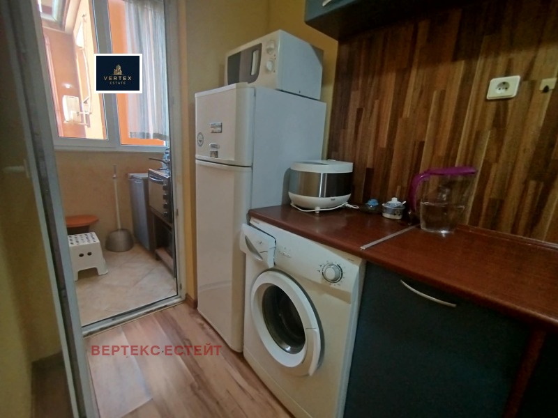 Под наем 2-СТАЕН, град Велико Търново, Бузлуджа • 350 € • 39045213 1 — Holmes.bg Под наем 2-СТАЕН, град Велико Търново, Бузлуджа • 350 € • 39045213 1
