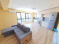 Под наем 2-СТАЕН, град Варна, Левски 1 • 550 € / 1075.71 лв. • 25463995 3 — Holmes.bg Под наем 2-СТАЕН, град Варна, Левски 1 • 550 € / 1075.71 лв. • 25463995 3