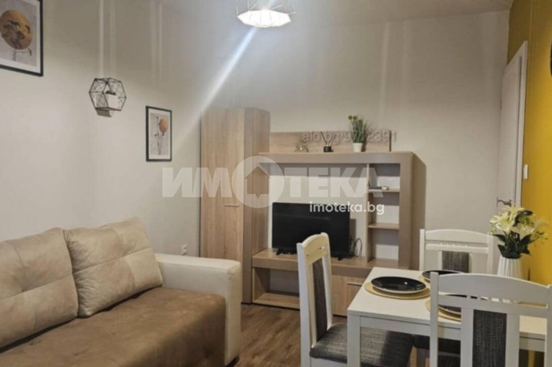 Под наем 2-СТАЕН, град Варна, Център • 499 € / 975.96 лв. • 93887333 1 — Holmes.bg Под наем 2-СТАЕН, град Варна, Център • 499 € / 975.96 лв. • 93887333 1