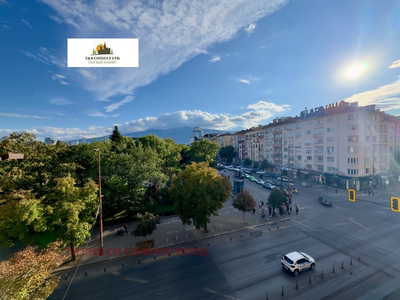 Под наем 3-СТАЕН, град София, Център • 1200 € • 22282268 1 — Holmes.bg Под наем 3-СТАЕН, град София, Център • 1200 € • 22282268 1