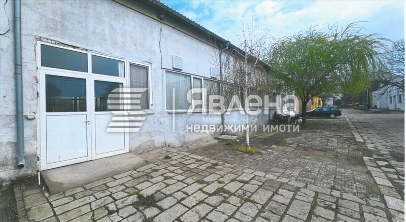Дава под наем Пром. помещение област Пловдив , гр. Раковски , 375 кв.м | 71618882 — Imoti.com Дава под наем Пром. помещение област Пловдив , гр. Раковски , 375 кв.м | 71618882