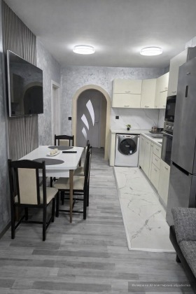 3-СТАЕН, 100 m2 - Holmes.bg 3-СТАЕН, 100 m2