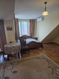 Под наем АТЕЛИЕ, ТАВАН, град София, Зона Б-18 • 550 € / 1075.71 лв. • 13410650 4 — Holmes.bg Под наем АТЕЛИЕ, ТАВАН, град София, Зона Б-18 • 550 € / 1075.71 лв. • 13410650 4