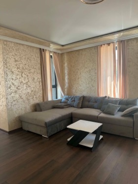 3-СТАЕН, 110 m2 - Holmes.bg 3-СТАЕН, 110 m2