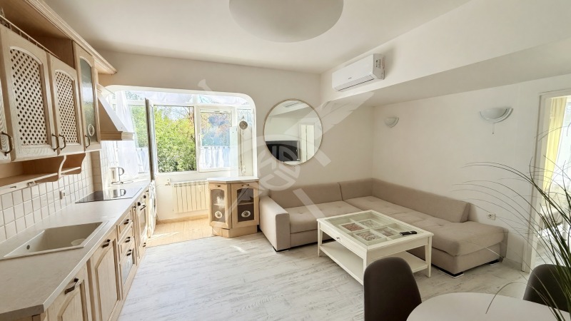 Под наем 3-СТАЕН, град София, Оборище • 1100 € • 70410757 1 — Holmes.bg Под наем 3-СТАЕН, град София, Оборище • 1100 € • 70410757 1