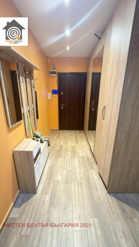 Дава под наем 3-стаен, град София