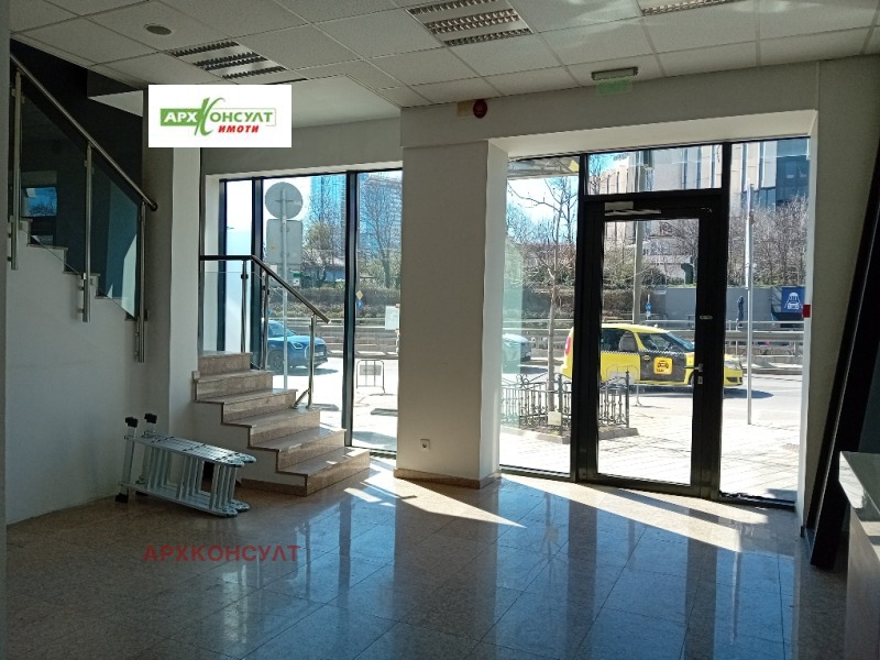 Под наем МАГАЗИН, град София, Център • 2200 € / 4302.83 лв. • 66955991 1 — Holmes.bg Под наем МАГАЗИН, град София, Център • 2200 € / 4302.83 лв. • 66955991 1