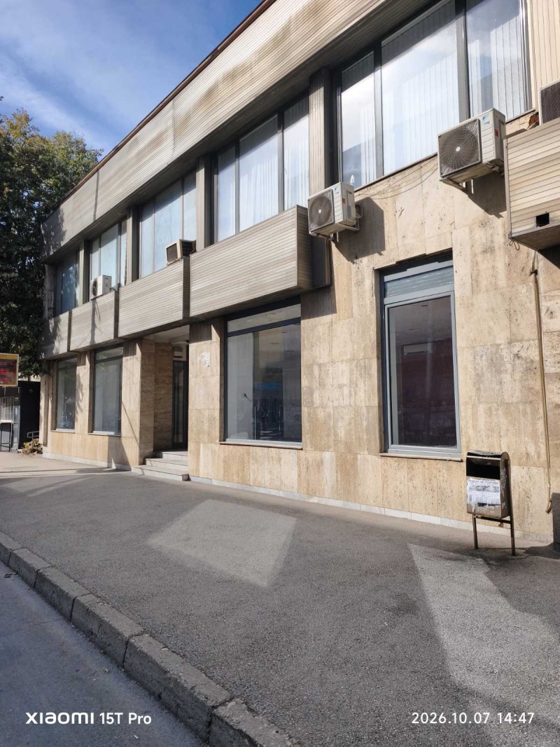 Под наем МАГАЗИН, град Плевен, Идеален център • 2990 € • 38305301 1 — Holmes.bg Под наем МАГАЗИН, град Плевен, Идеален център • 2990 € • 38305301 1