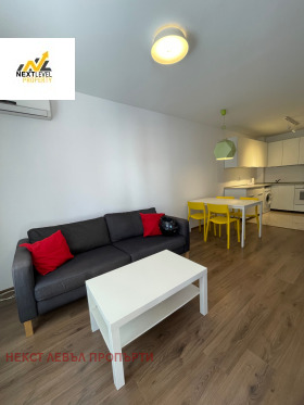 Дава под наем 3-стаен, град София