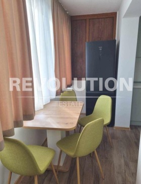 Обява Дава под наем 2-СТАЕН,град Варна, Център