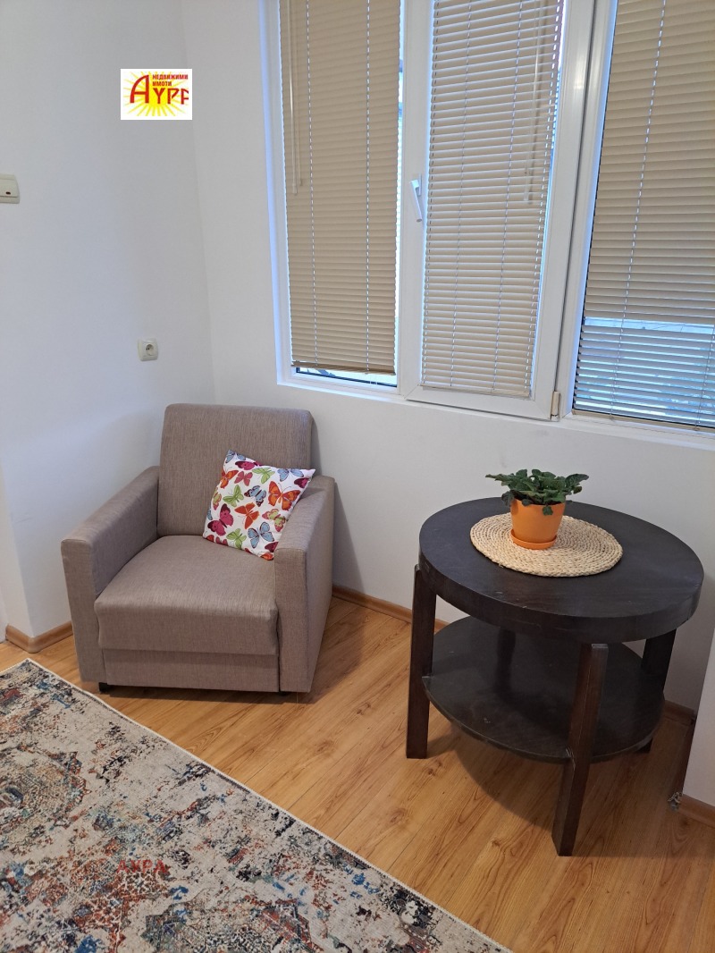 Под наем 2-СТАЕН, град Враца, Квартал 103 • 400 € • 40585065 1 — Holmes.bg Под наем 2-СТАЕН, град Враца, Квартал 103 • 400 € • 40585065 1