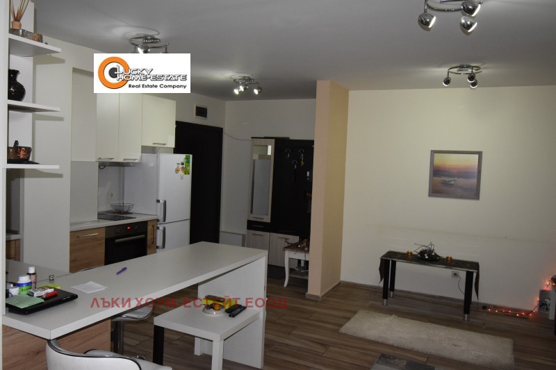 Под наем 3-СТАЕН, град София, Център • 1500 лв. / 766.94 € • 42365727 1 — Holmes.bg Под наем 3-СТАЕН, град София, Център • 1500 лв. / 766.94 € • 42365727 1