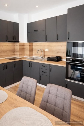 Обява Дава под наем 3-СТАЕН,град Пловдив, Център