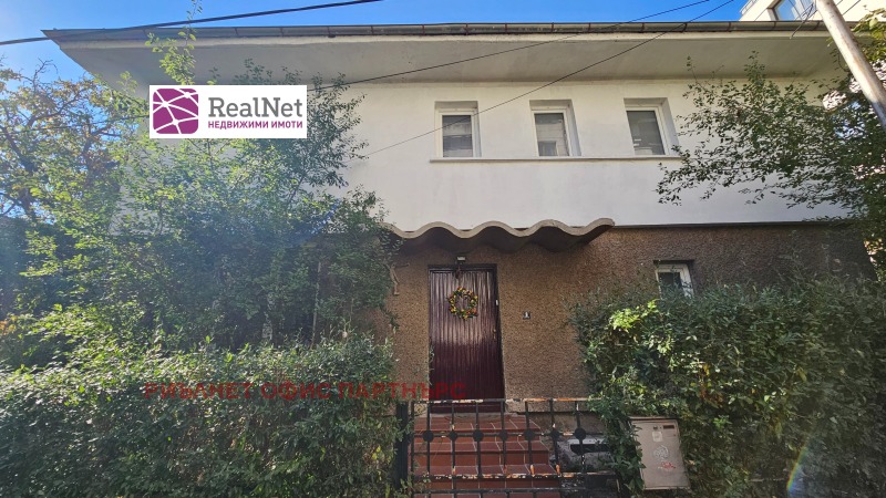 Под наем КЪЩА, град София, Изгрев • 2000 € • 25929418 1 — Holmes.bg Под наем КЪЩА, град София, Изгрев • 2000 € • 25929418 1