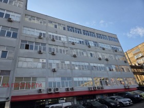 Дава под наем Офис, град София