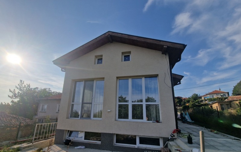 Под наем КЪЩА, област Варна, гр. Бяла • 620 € / 1212.61 лв. • 46436646 1 — Holmes.bg Под наем КЪЩА, област Варна, гр. Бяла • 620 € / 1212.61 лв. • 46436646 1