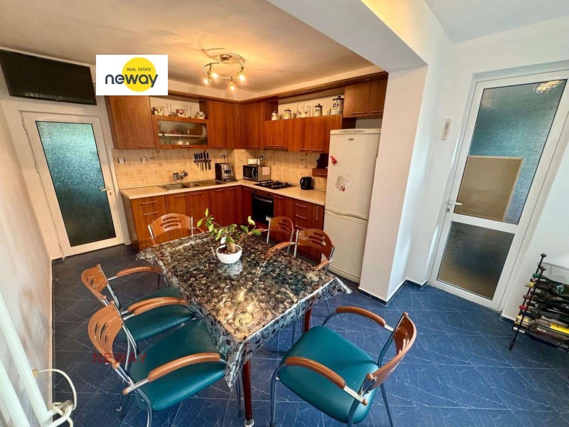 Продава  3-стаен град Плевен , Широк център , 95 кв.м | 29831144 - изображение [5]