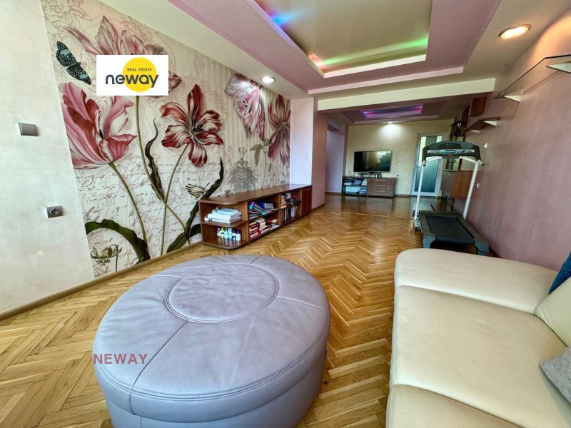 Продава  3-стаен град Плевен , Широк център , 95 кв.м | 29831144 - изображение [7]