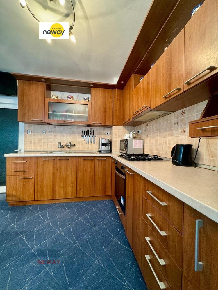 Продава  3-стаен град Плевен , Широк център , 95 кв.м | 29831144 - изображение [14]