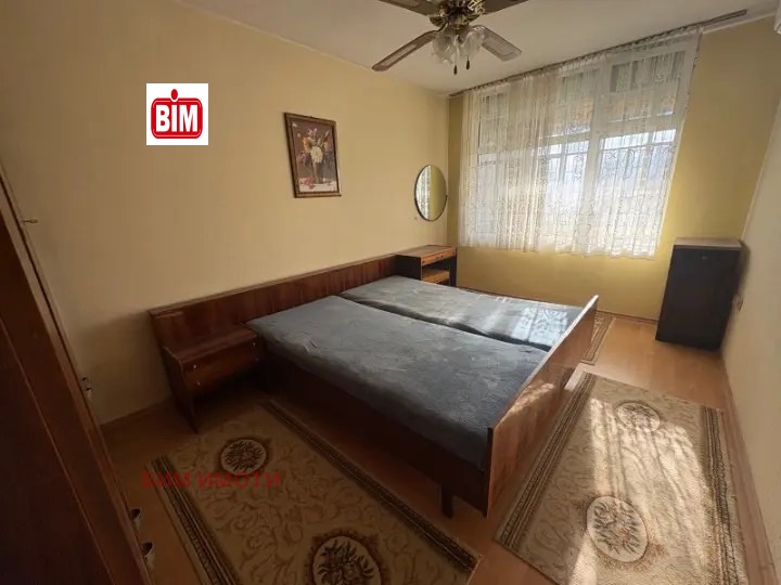 Продава МНОГОСТАЕН, гр. Пловдив, Кючук Париж, снимка 3 - Апартаменти - 53195189