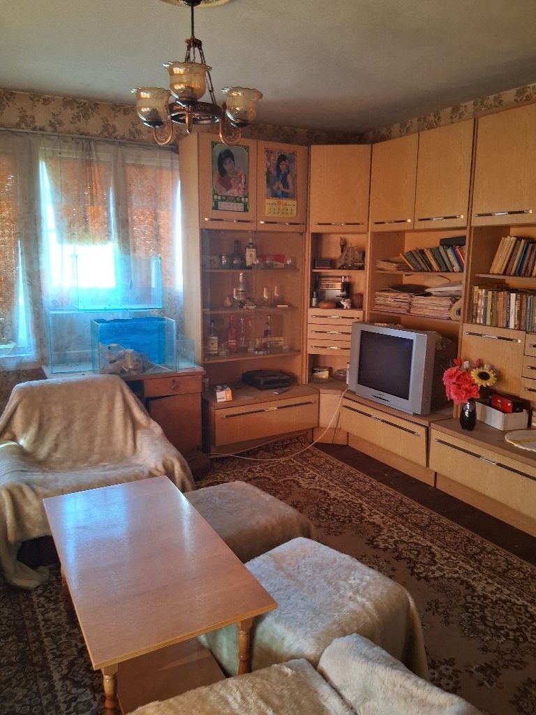 Продава КЪЩА, гр. Ловеч, Гозница, снимка 13 - Къщи - 56747959