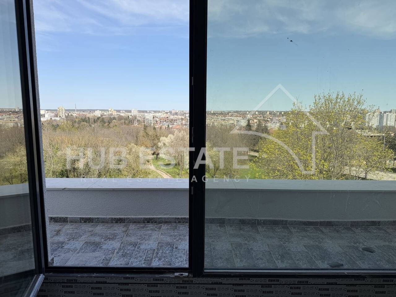 Продава 4-СТАЕН, гр. Добрич, Добротица - Албенска, снимка 5 - Апартаменти - 54228321