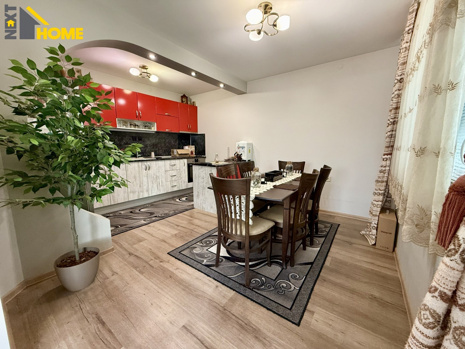 Продава ЕТАЖ ОТ КЪЩА, гр. Асеновград, област Пловдив, снимка 3 - Етаж от къща - 54775609