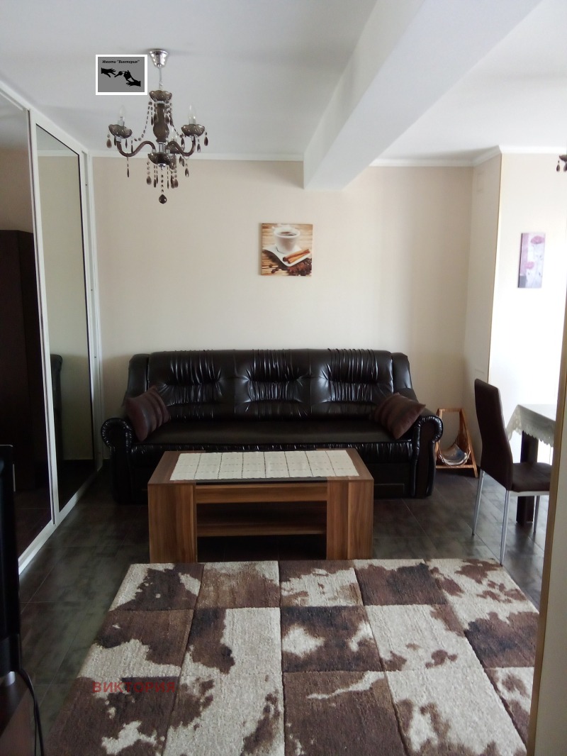 Продава  2-стаен град Пазарджик , Център , 60 кв.м | 34929940 - изображение [3]