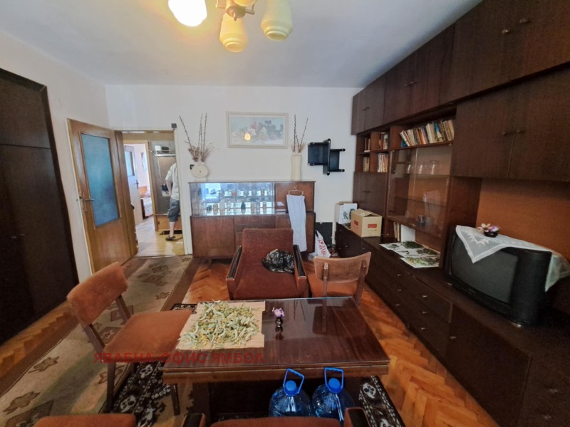 Myytävänä  2 makuuhuonetta Jambol , Zornitsa , 74 neliömetriä | 93318397