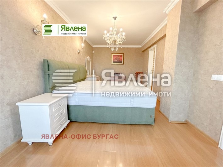 Продается  Дом Бургас , Сарафово , 740 кв.м | 68701250 - изображение [2]