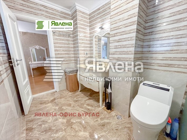 Продава КЪЩА, гр. Бургас, Сарафово, снимка 5 - Къщи - 46518494