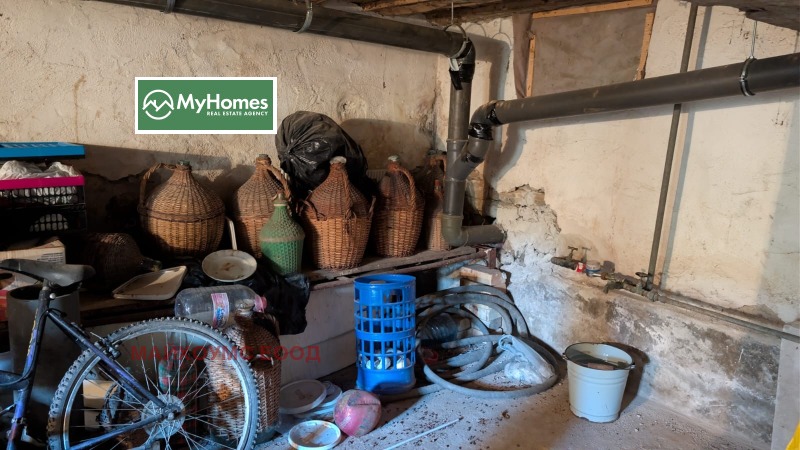 Продава КЪЩА, с. Торос, област Ловеч, снимка 15 - Къщи - 52454133