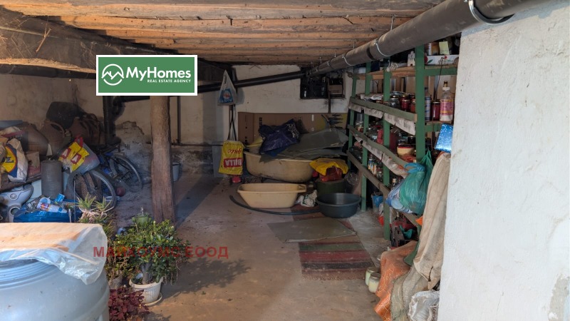 Продава КЪЩА, с. Торос, област Ловеч, снимка 16 - Къщи - 52454133