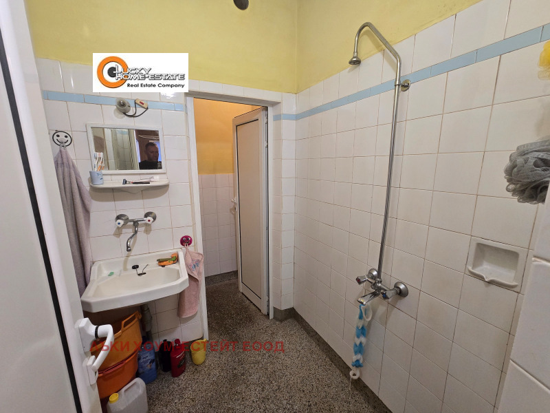 Продава КЪЩА, гр. София, м-т Гърдова глава, снимка 15 - Къщи - 52882710