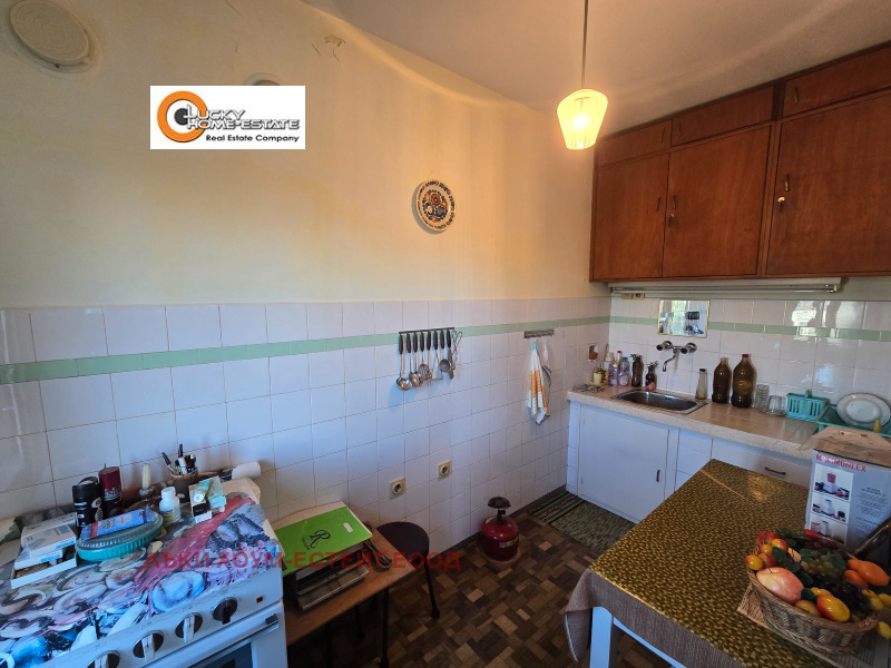 Продава КЪЩА, гр. София, м-т Гърдова глава, снимка 12 - Къщи - 52882710