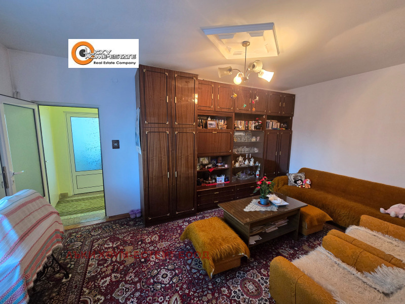 Продава КЪЩА, гр. София, м-т Гърдова глава, снимка 9 - Къщи - 52882710