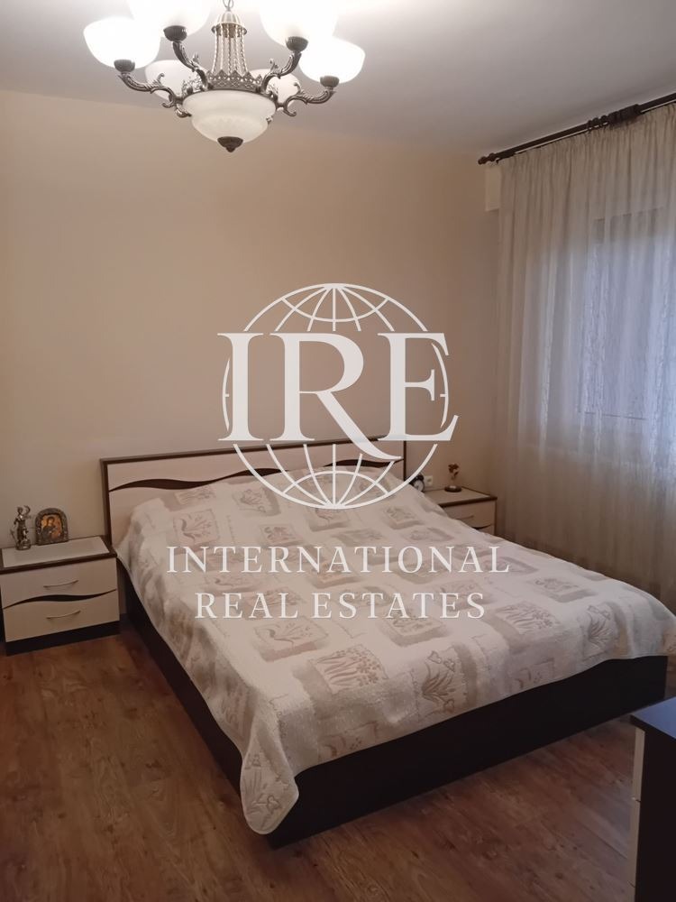 Продава КЪЩА, с. Славеево, област Добрич, снимка 3 - Къщи - 54064113