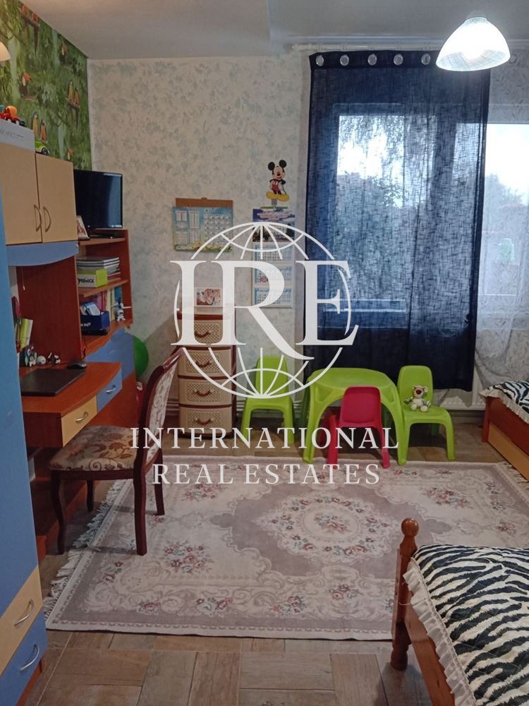 Продава КЪЩА, с. Славеево, област Добрич, снимка 14 - Къщи - 54064113