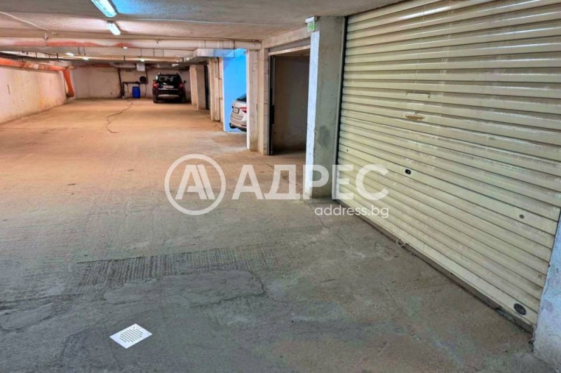 Til salg  Garage Sofia , Vitosha , 18 kvm | 35702807