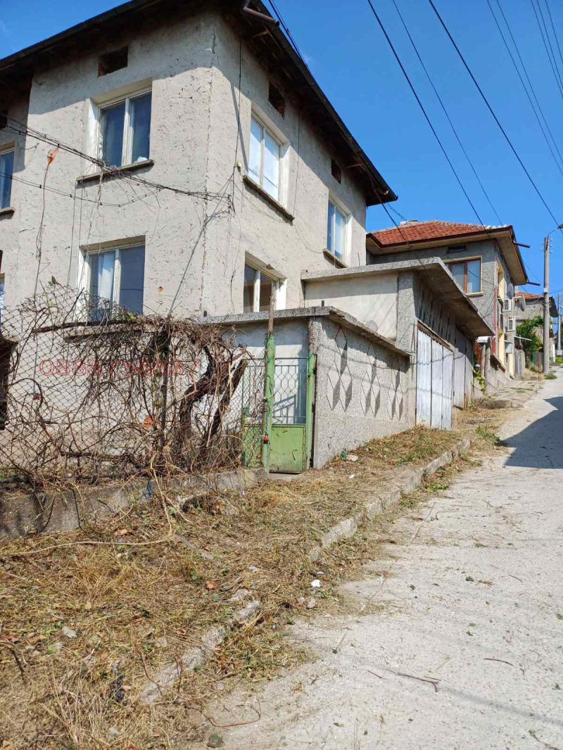 Продава КЪЩА в област Плевен, гр. Никопол - 122 кв.м / 19 400 € » 37 943.10 лв.