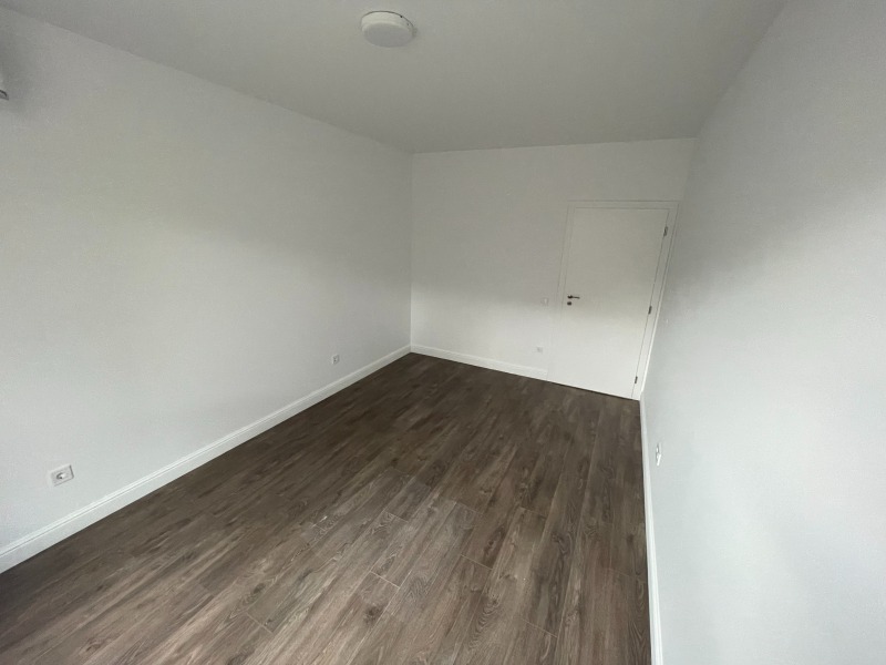 Продава 3-СТАЕН, гр. Варна, Изгрев, снимка 2 - Апартаменти - 52466023