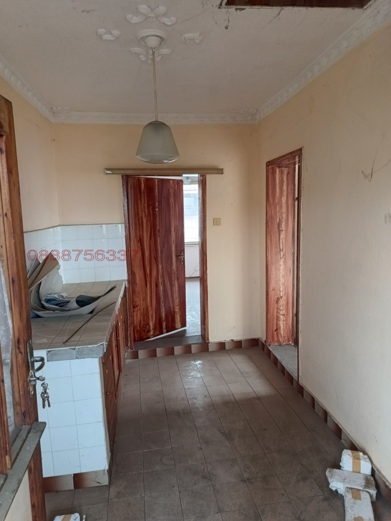 Продава КЪЩА, гр. Никопол, област Плевен, снимка 6 - Къщи - 52786260