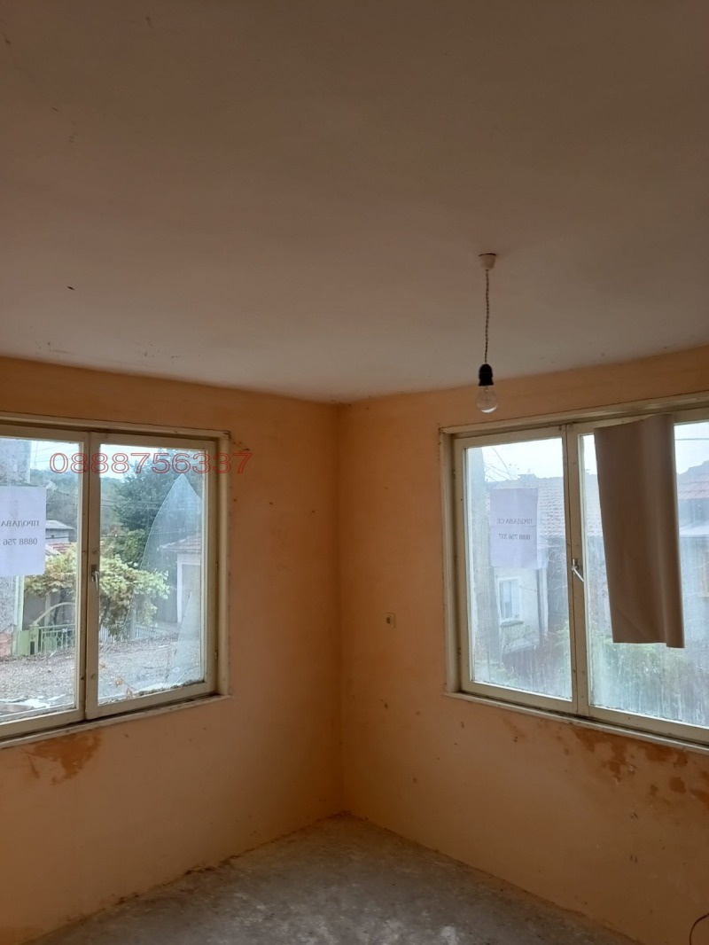 Продава КЪЩА, гр. Никопол, област Плевен, снимка 4 - Къщи - 52786260