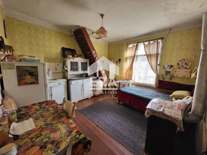 Продава КЪЩА, гр. Пирдоп, област София област, снимка 5 - Къщи - 53956301