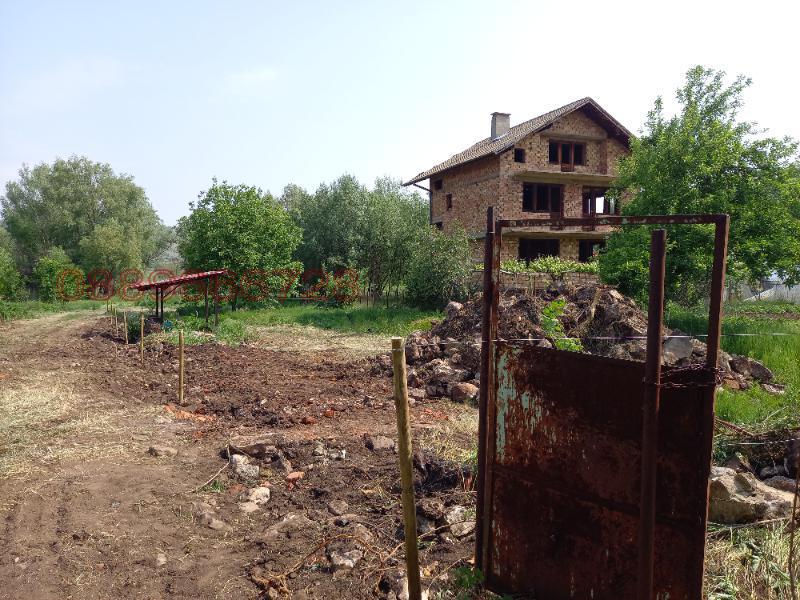 Продава ПАРЦЕЛ, с. Опицвет, област София област