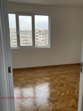 4-стаен град Стара Загора, Център 4
