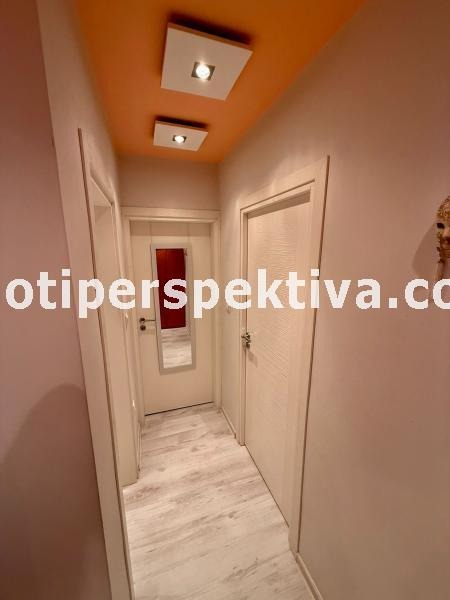 Продава 3-СТАЕН, гр. Пловдив, Център, снимка 8 - Апартаменти - 54224604