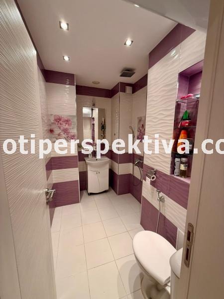 Продава 3-СТАЕН, гр. Пловдив, Център, снимка 5 - Апартаменти - 54224604