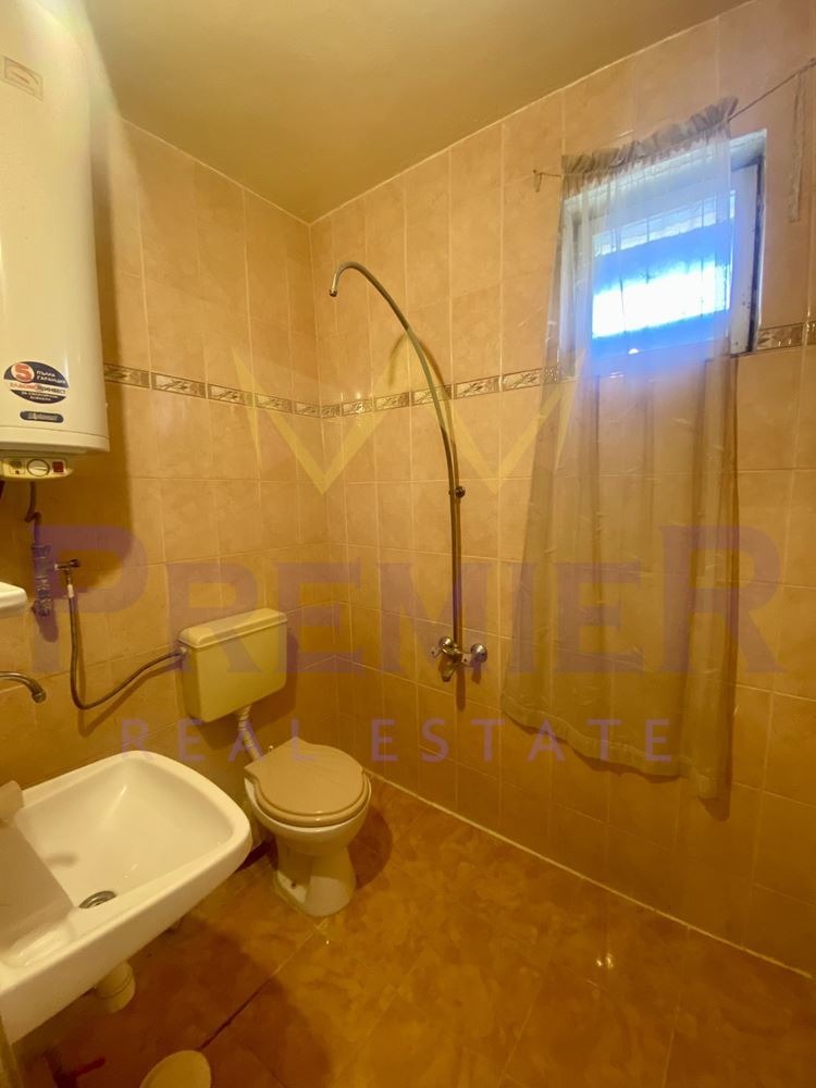 Продава 4-СТАЕН, гр. Варна, Окръжна болница-Генерали, снимка 12 - Апартаменти - 54223170